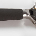 Plieninė rankenėlė langų nubrauktuvui