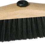 Šluota su medžio imitacijos kotu