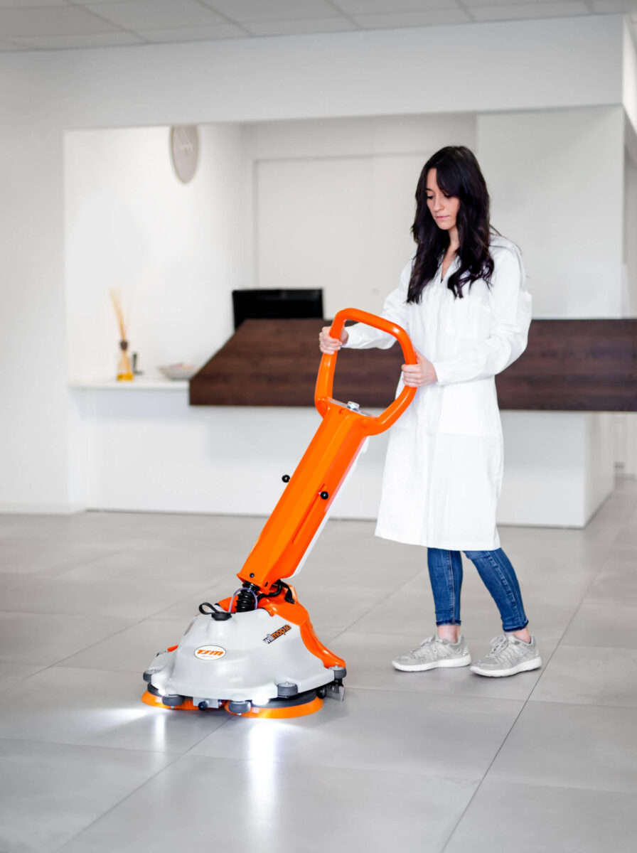 Grindų plovimo mašina Willmop 50 - Image 5